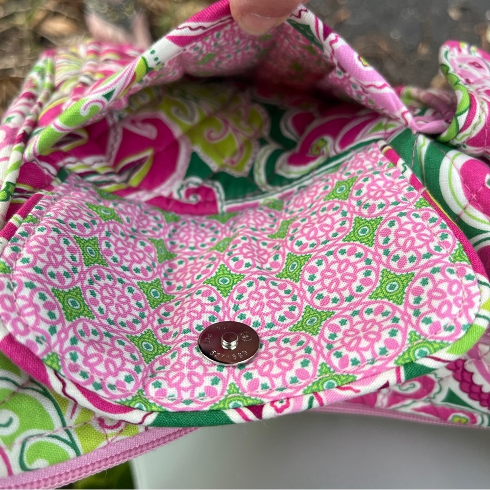 Vera Bradley Pinwheel Pink Small Libby Cargo Hobo Crossbody Bag Purse Pockets - Picture 14 of 16